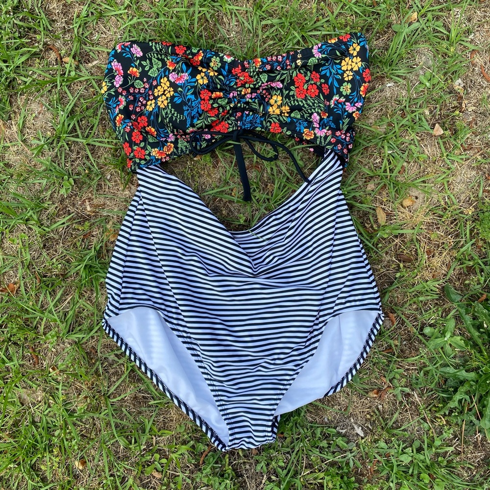 Plus size one piece swimsuit 2x XXL